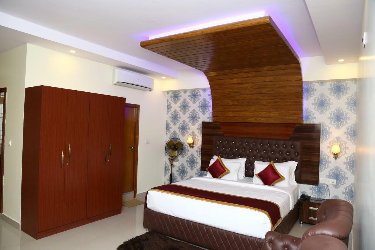 Hotel The Prince Royal Bangalore Eksteriør bilde